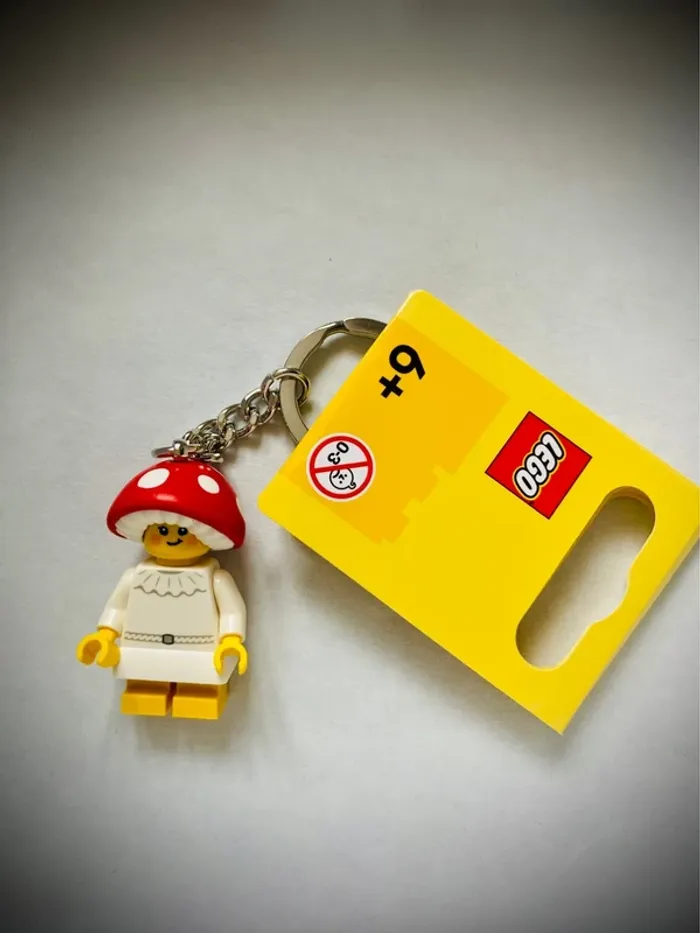Porte-clés LEGO 854306 - Fille Champignon - Neuf - photo numéro 5