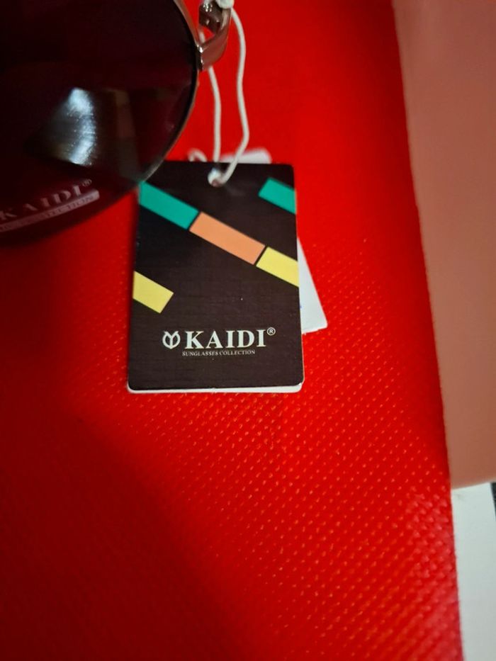 Paire de lunettes de soleil  KAIDI neuve avec étiquette uv400 protection CE - photo numéro 4