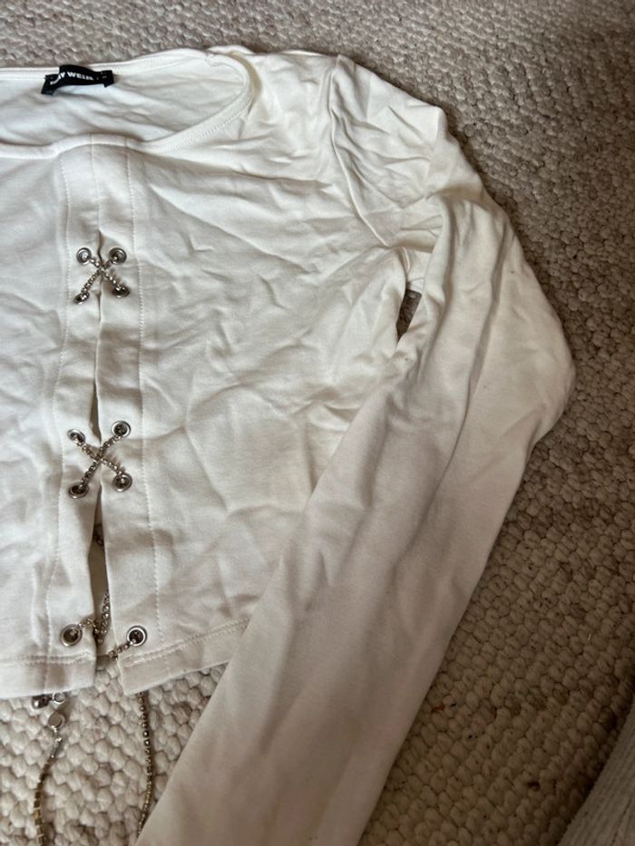 Pull ouvert sur le devant taille M - photo numéro 3