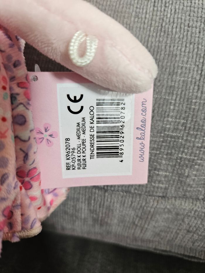 Peluche poupée Kaloo Neuve - photo numéro 3
