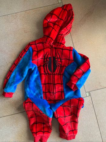 Sur pyjama Spiderman 4 ans
