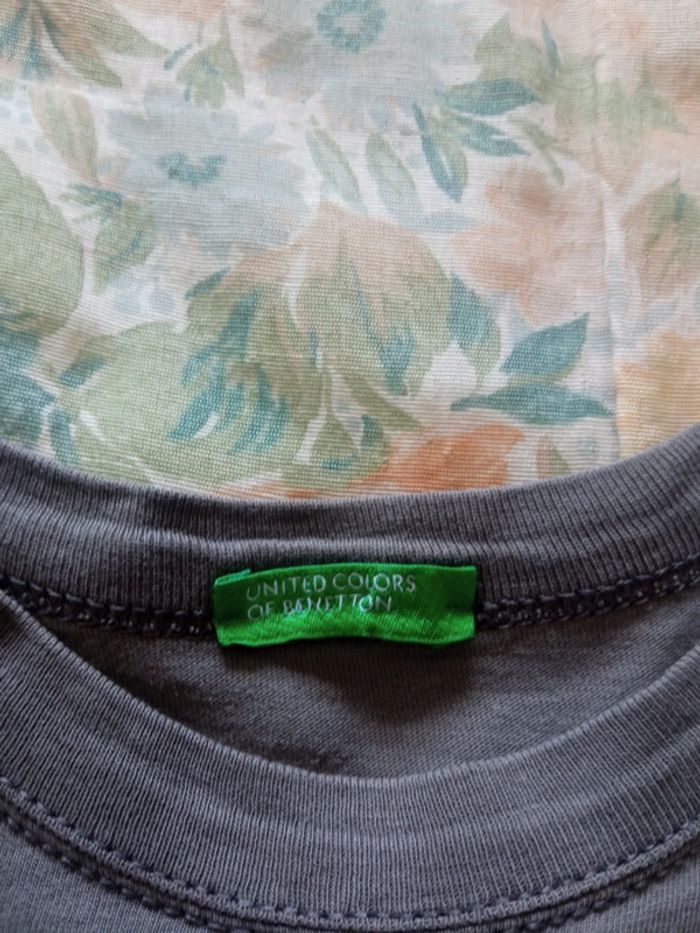 Tee-shirt Benetton 6 ans - photo numéro 3