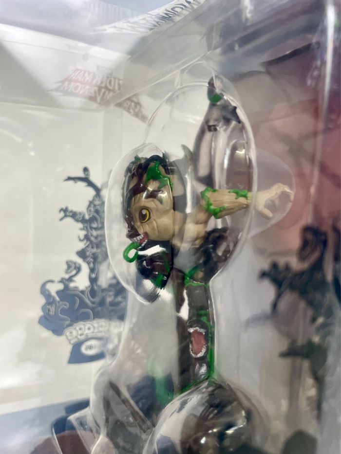 Figurine Disney Marvel Little Groot Venom Beast Kingdom - photo numéro 4