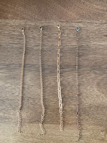 Lot de 4 bracelets