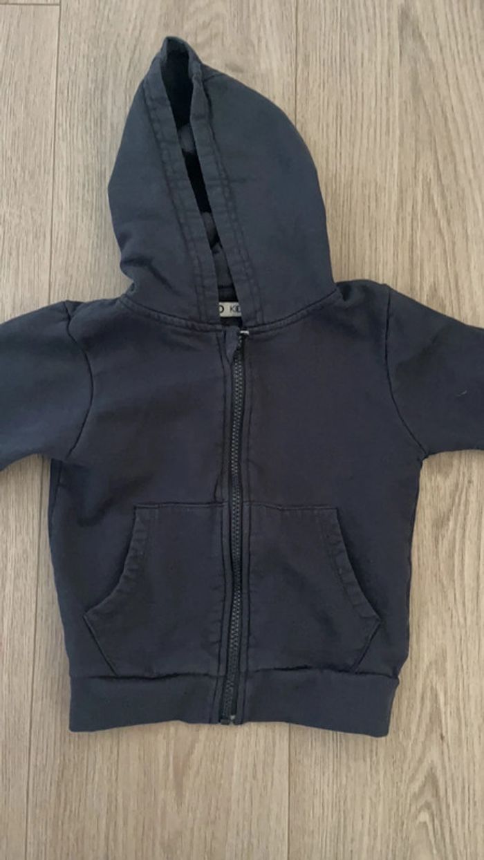 Gilet zippé à capuche 4 ans - photo numéro 2
