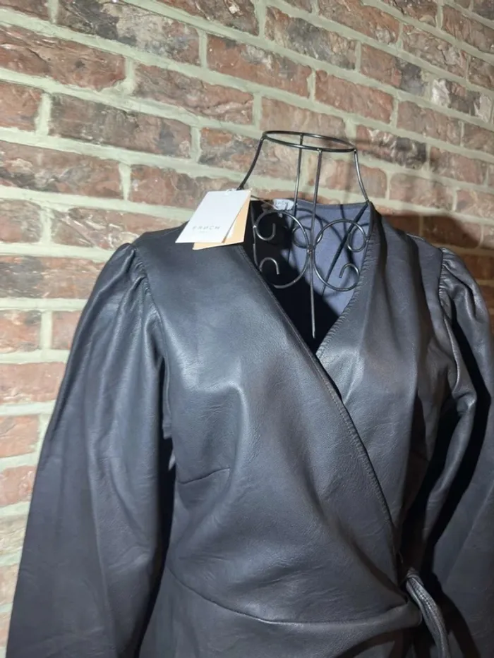 Robe noire FRNCH Neuve avec étiquette - Taille M / 38