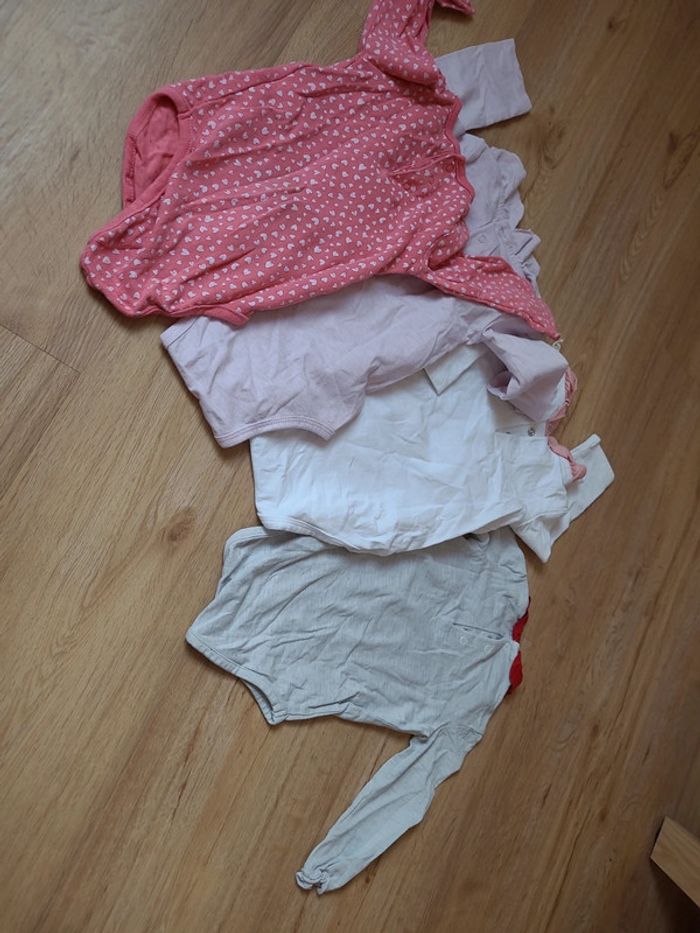 Lot de 4 bodies avec col - photo numéro 6