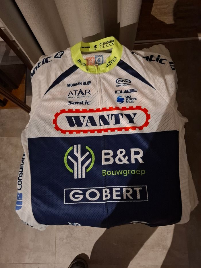 Vêtement sport - photo numéro 2