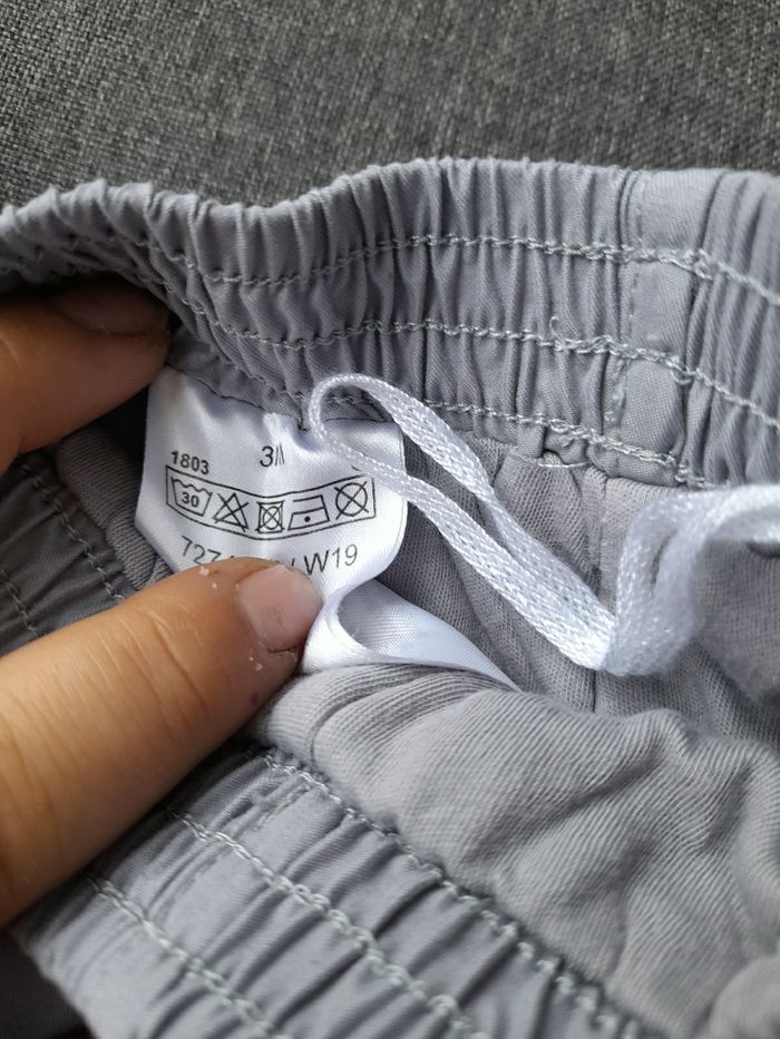 Pantalon style jogging taille 3 mois - photo numéro 2