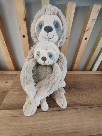Paresseux musical tex et son bébé 