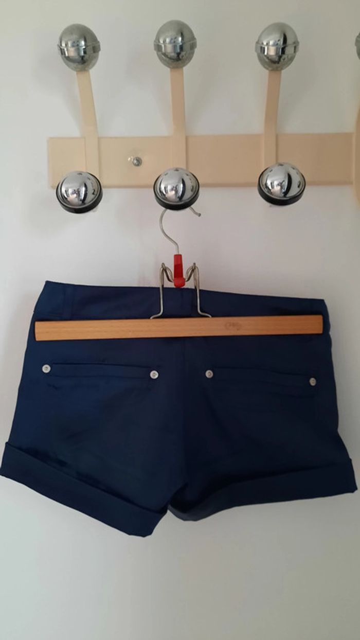 Short bleu indigo taille 34 neuf - photo numéro 3