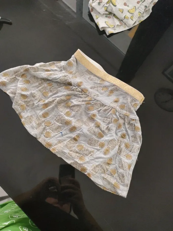 Jupe Kiabi ananas taille 4 ans fille