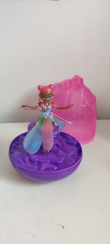 Hatchimals, fée volante