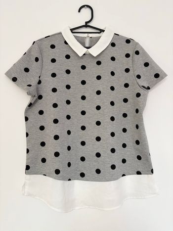 Haut gris à pois col blanc – taille L