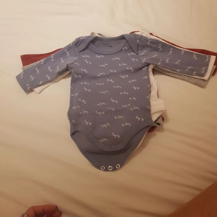 Lot de 5 bodys garcon - photo numéro 3