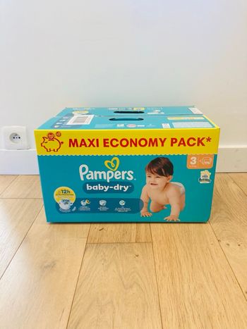 Pack couches Pampers Baby-Dry taille 3 - 136 couches - Maxi Economy Pack