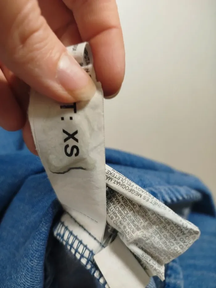 Robe courte en jean Zara TRF coupe droite col rond manches courtes - taille XS A1434 - photo numéro 3