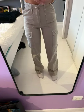Cargo beige Zara