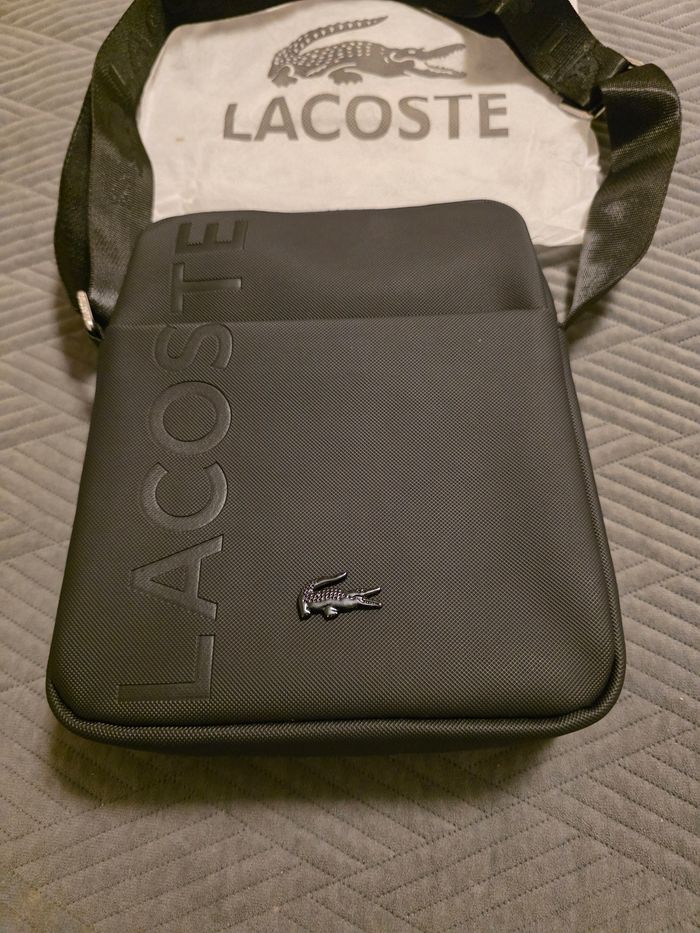 Sac à bandoulière Lacoste - photo numéro 2