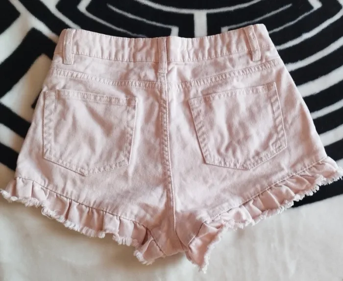 Short rose Primark taille 34 - photo numéro 2