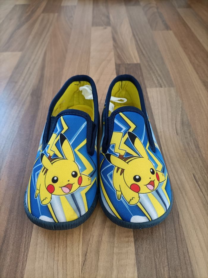 Chaussons pokemon 25 - photo numéro 3