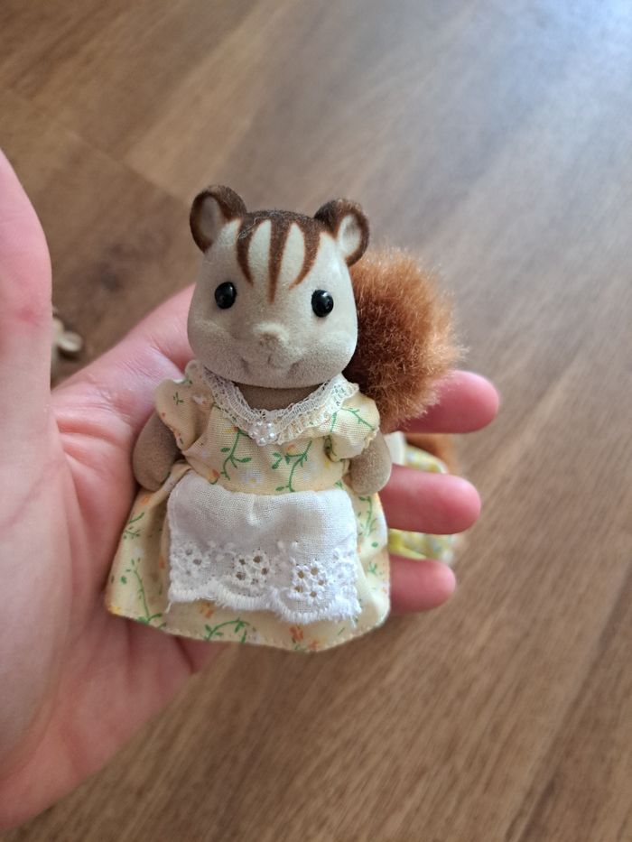 Figurine sylvanian ecrureull - photo numéro 4