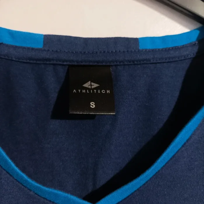 T-shirt sport Athlitech taille 36 - photo numéro 3