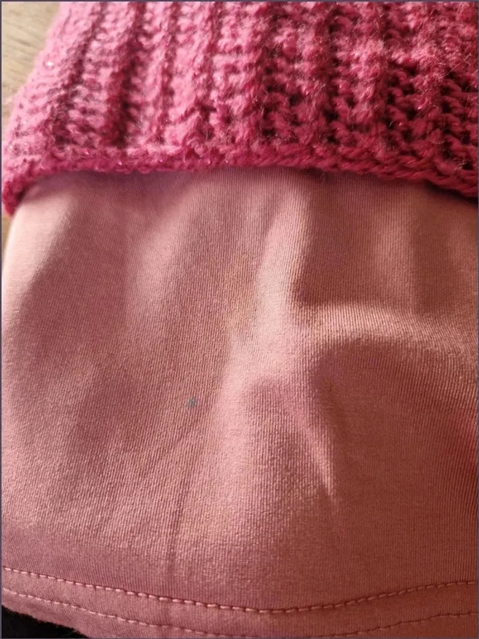 Pull en maille framboise - Taille S/M - Eternas Nouidades - photo numéro 7