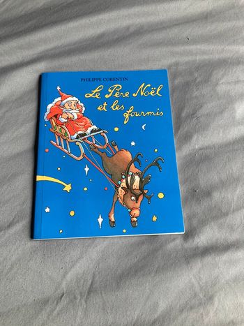Le Père Noël et les fourmis