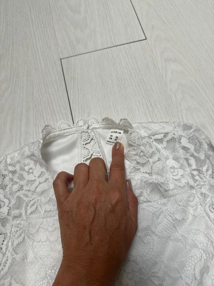 Robe en dentelle blanche, Shein, huit ans - photo numéro 4