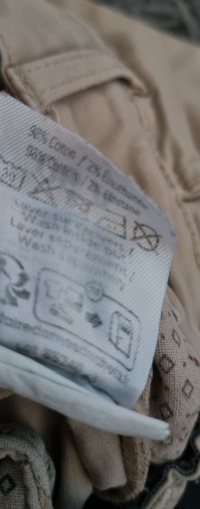 Pantalon beige 6ans - photo numéro 8