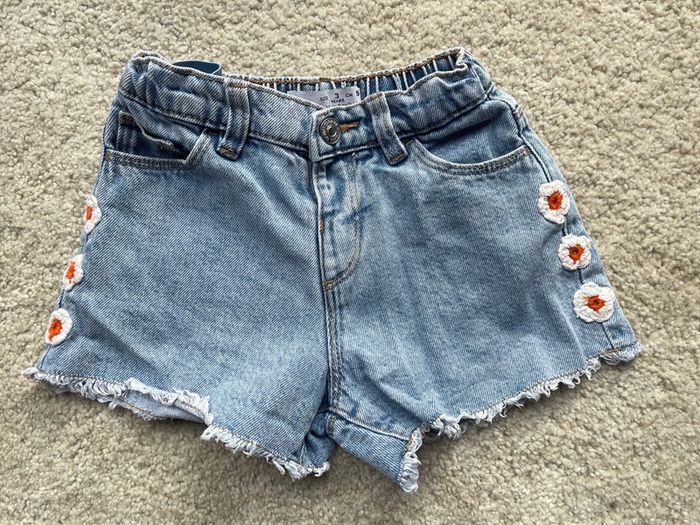 Short en jean fleurs Zara 🌻