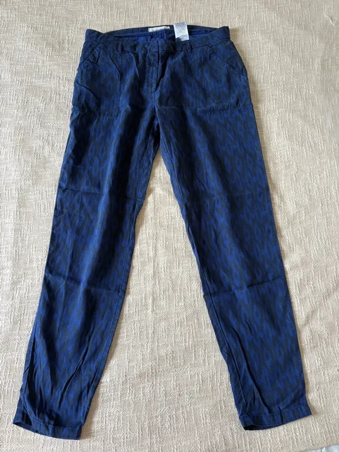 Pantalon Naf Naf taille 40 – Bleu électrique / noir à motif - photo numéro 2