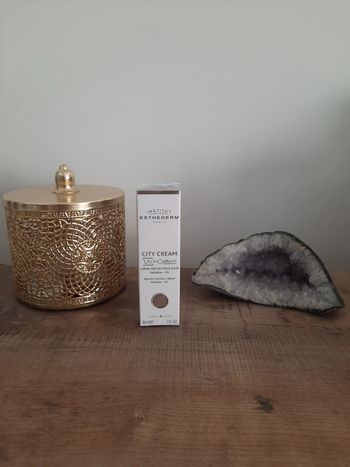 Crème de jour protectrice Esthederm neuf #lora11beaute