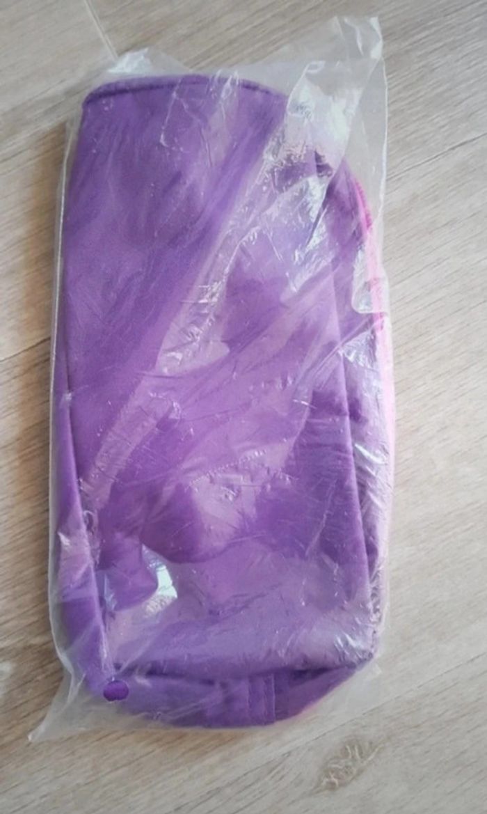 Trousse princesse Sofia neuve - photo numéro 3