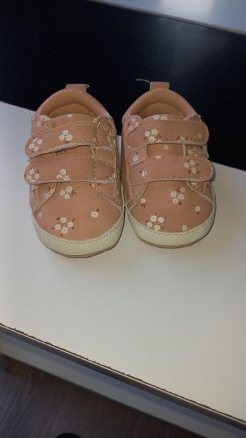 Chaussure bébé fille 3/6mois