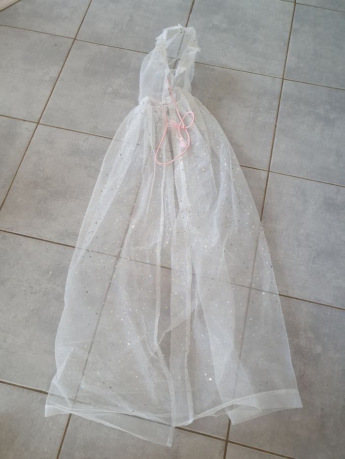 Robe princesse et cape 4/5 ans - photo numéro 5