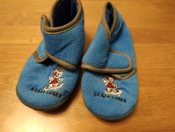 Chaussons garçon p 25