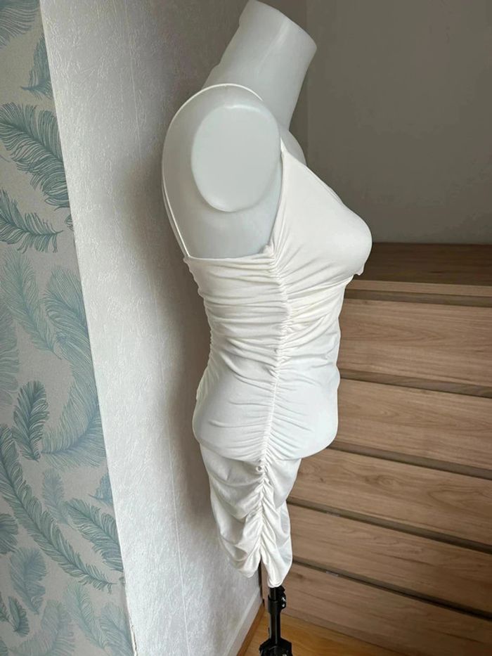 Robe moulante blanche sans manches– Taille S – Boutique bohème - photo numéro 2