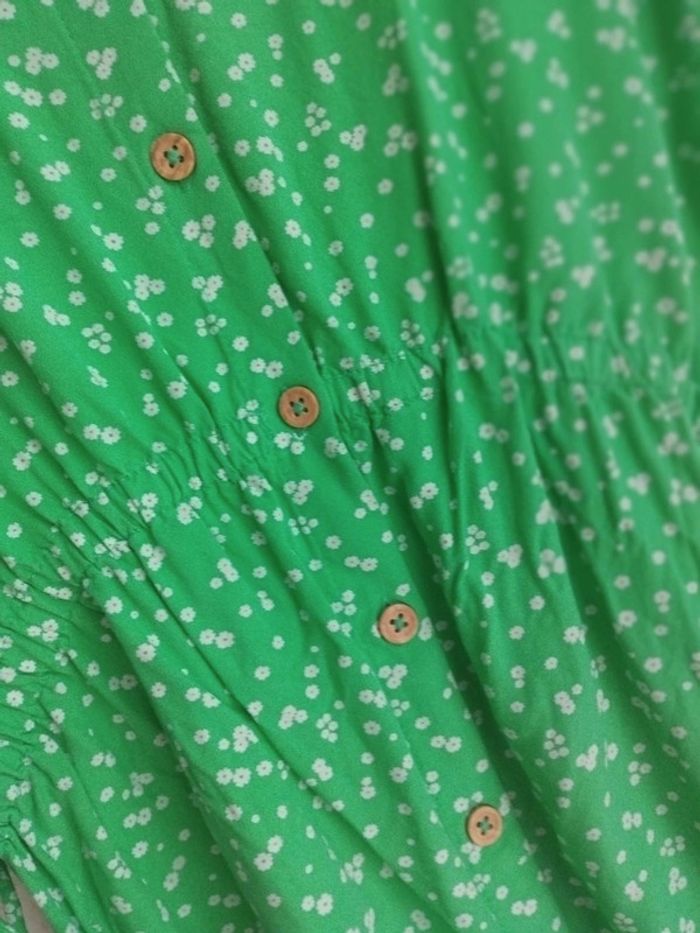 Robe verte - photo numéro 4