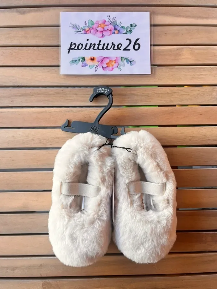 Chaussons tout doux h&m 26 - photo numéro 3