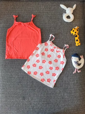 Lot 2 débardeurs fille 36 mois