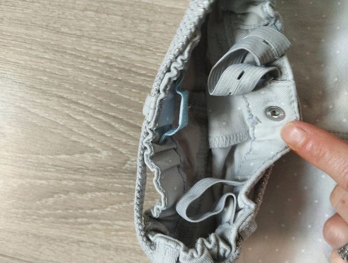 Lot jeans Obaïbi slim stretch bleu et beige fille 6 mois - photo numéro 9