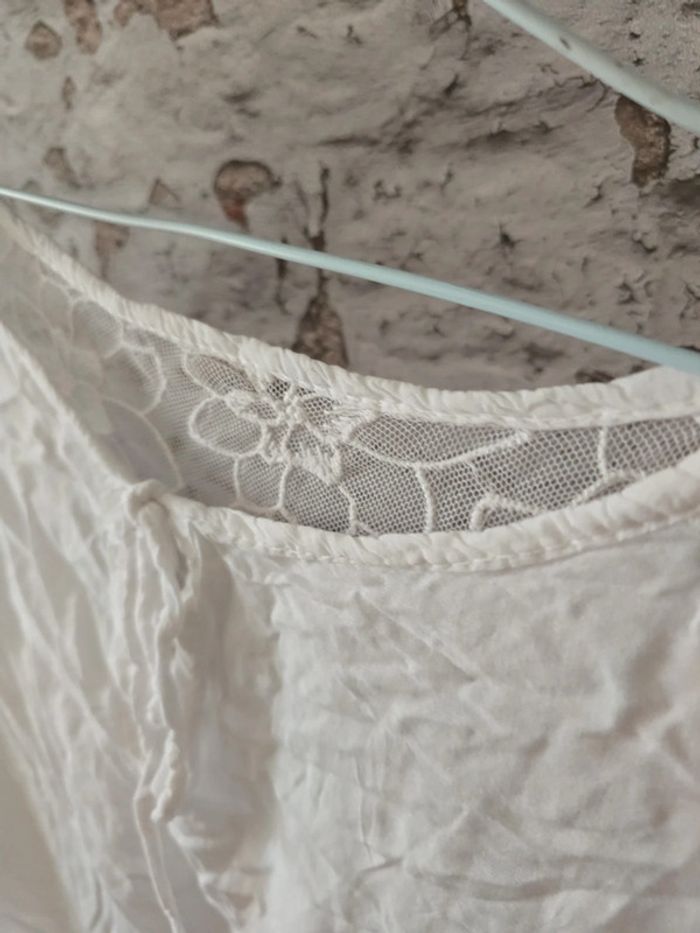 Haut blanc - photo numéro 3