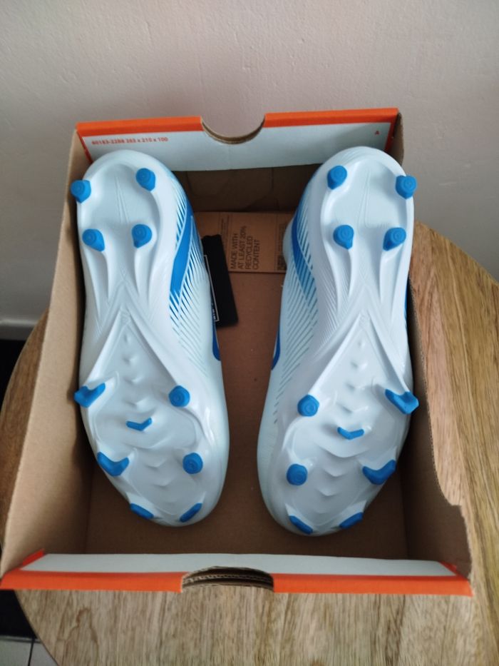 Crampons Nike 36,5 - photo numéro 8