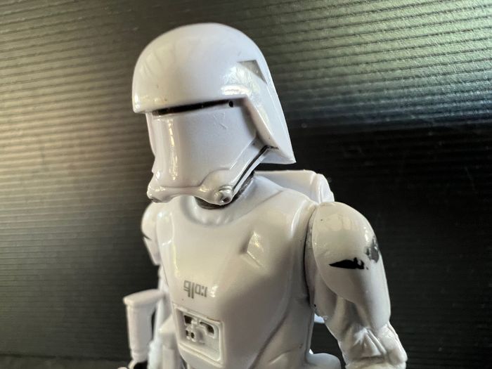 Snowtrooper du Premier Ordre - Figurine Star Wars 10cm - photo numéro 10