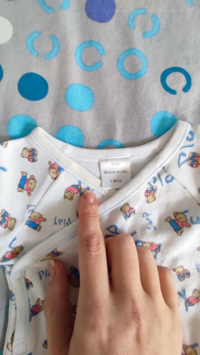 Lot bodies manches courtes/tee-shirt manches courtes - photo numéro 4