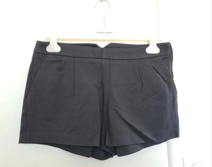 Short noir taille 40 marque Naf Naf - photo numéro 2