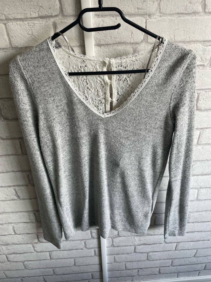 Pull nafnaf taille XS neuf - photo numéro 2