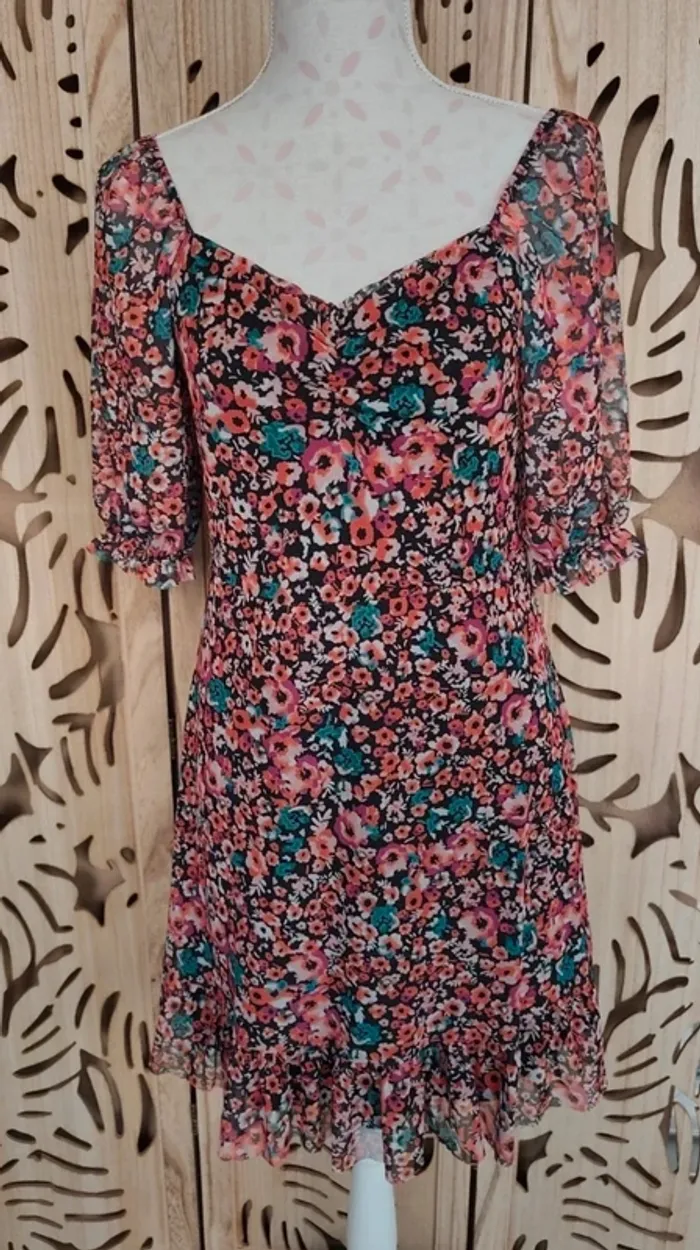 Robe imprimée fleurie manches bouffantes Taille L Trendyol - photo numéro 2